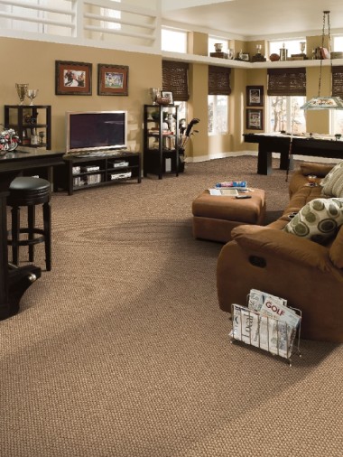 The Difference between Nylon and Polyester Fiber Carpeting - Drexel  Building Supply